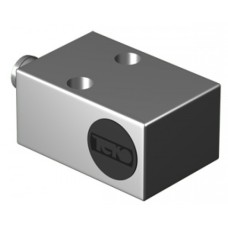 Бесконтактный выключатель ISB IC3A-31P-5-LS40 Бесконтактный выключатель ISB IC3A-31P-5-LS40